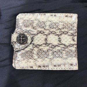 Men’s Wallet in Exotic Leather w Silver Button