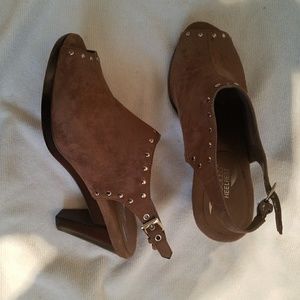 Ladies peep toe heel