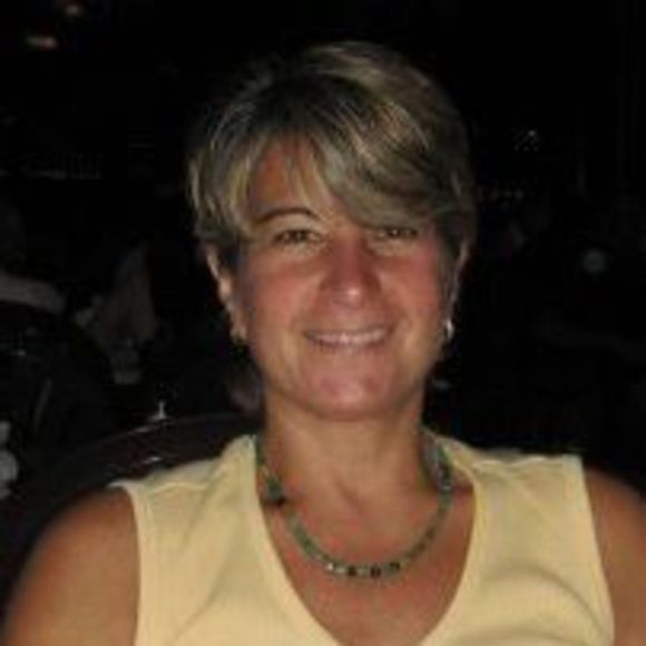 Meet your Posher, Patti - Picture 1 of 1