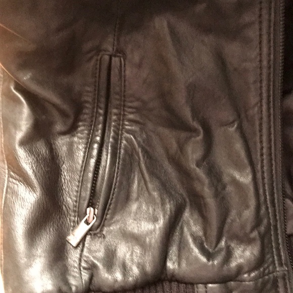 Leather Jacket with hood - Picture 6 of 7