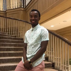 Meet your Posher, Derrick