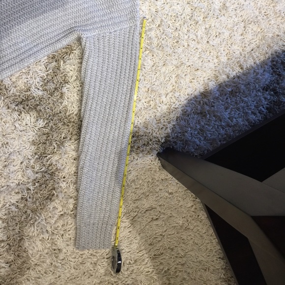 Sweater - Picture 4 of 5