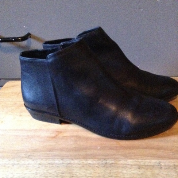 Gianni Bini Shoes - Gianni Bini Boots