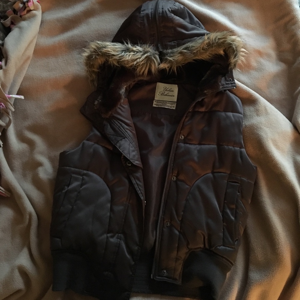 Urban behavior vest