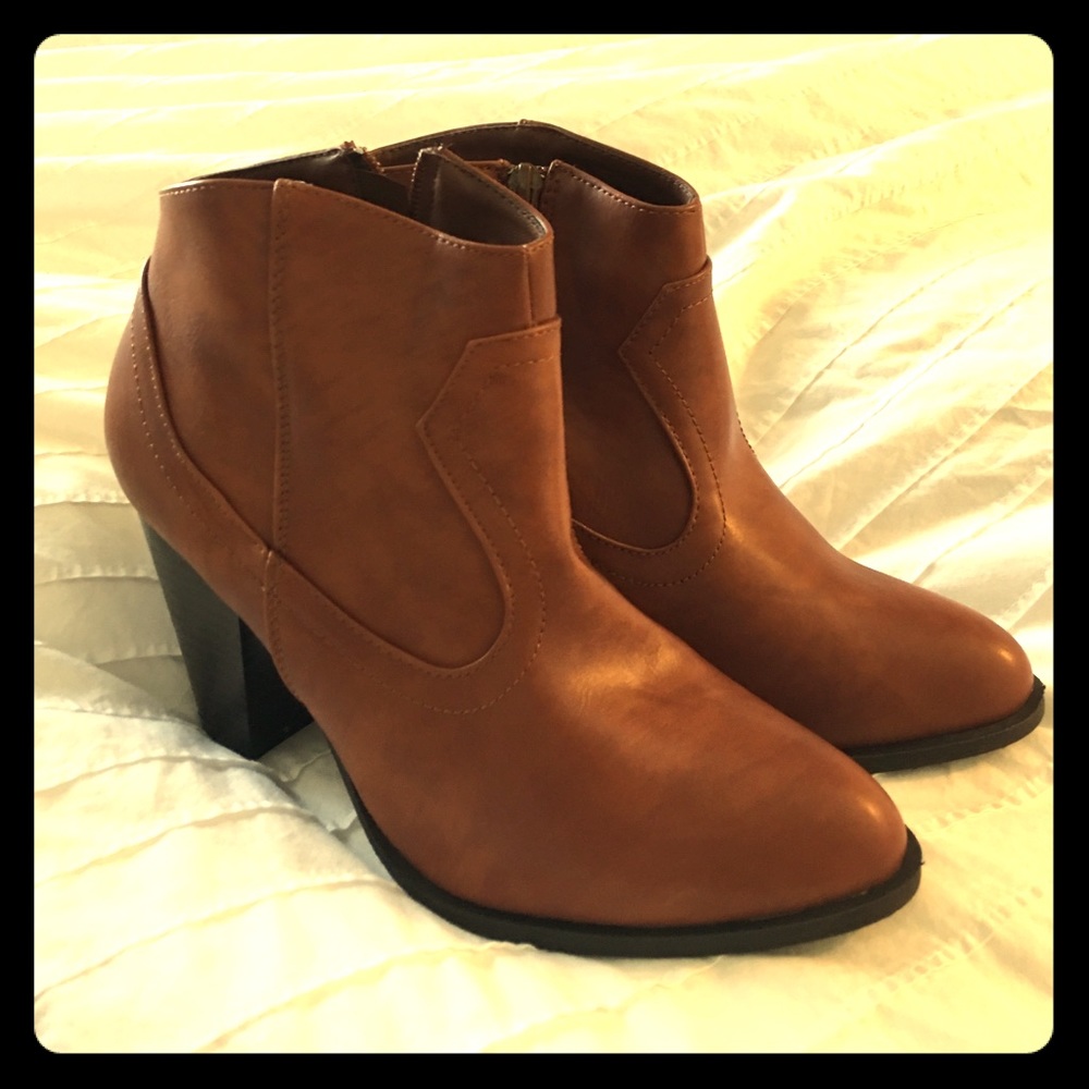 Brown ankle boots