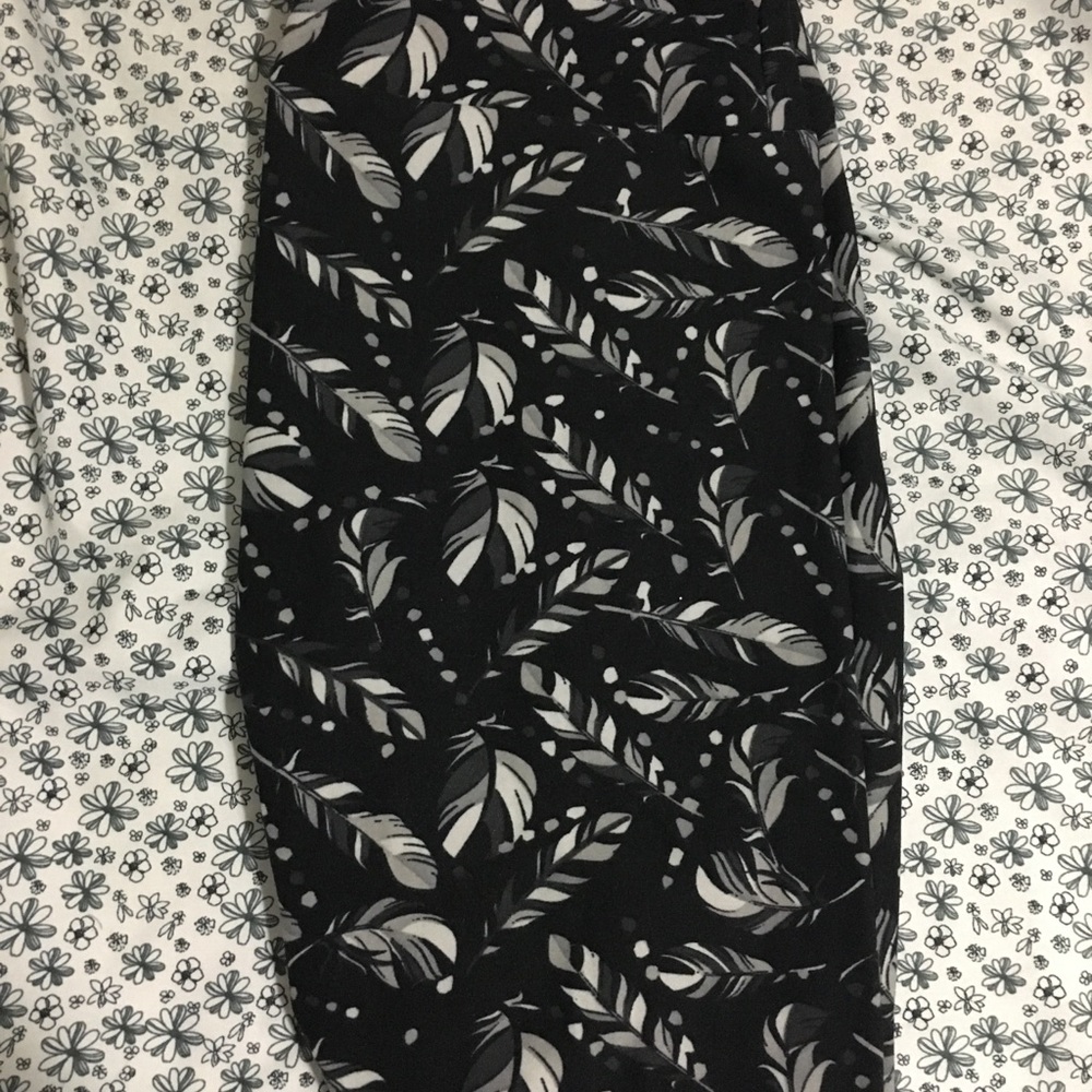 LuLaRoe Os leggings
