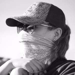 Meet your Posher, Paola