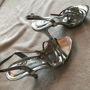 Lasonia silver platforms rhinestone embellishments