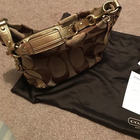 Coach Signature Carly bag - Picture 2 of 6