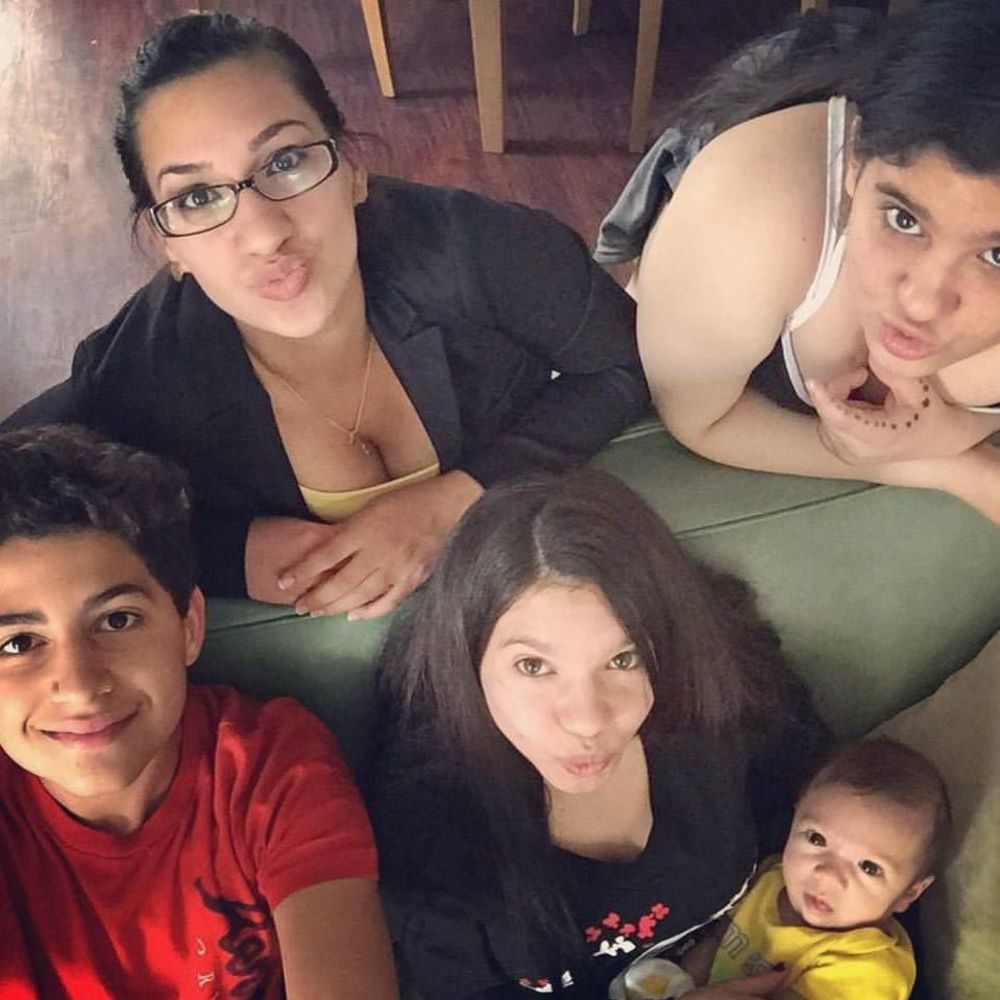 Meet your Posher, Yessenia