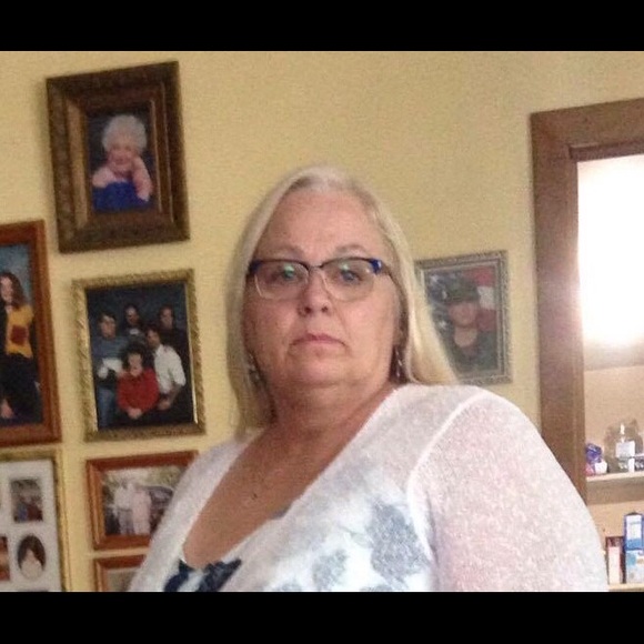 Meet your Posher, Aundrea - Picture 1 of 1