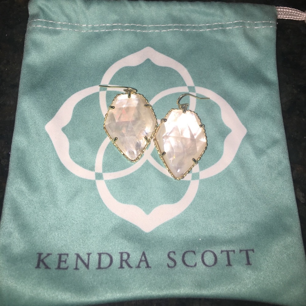 Kendra Scott Corley Earrings