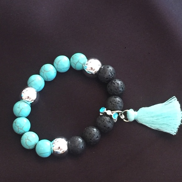 Trendy Tassel Blue Howlite Diffuser Bracelet - Picture 2 of 5