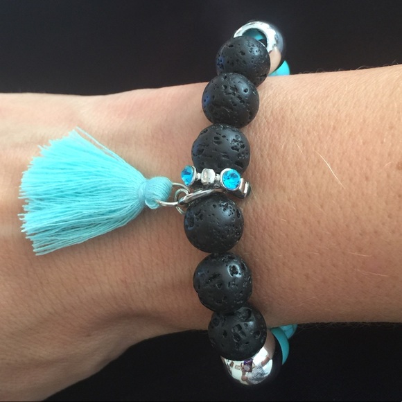Trendy Tassel Blue Howlite Diffuser Bracelet - Picture 4 of 5