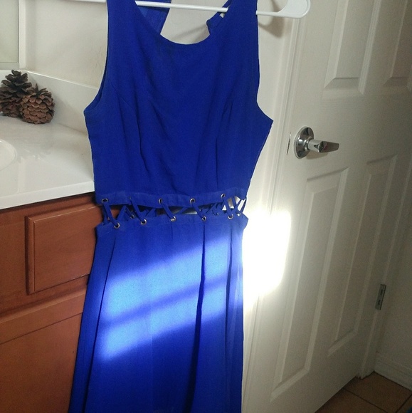 Blue Spring Dress - Picture 2 of 5