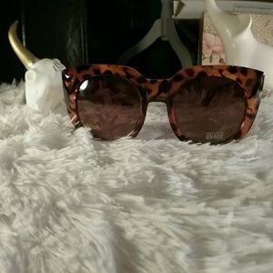 NEW Oversized Cheetah Cat-Eye Moviestar Sunglasses