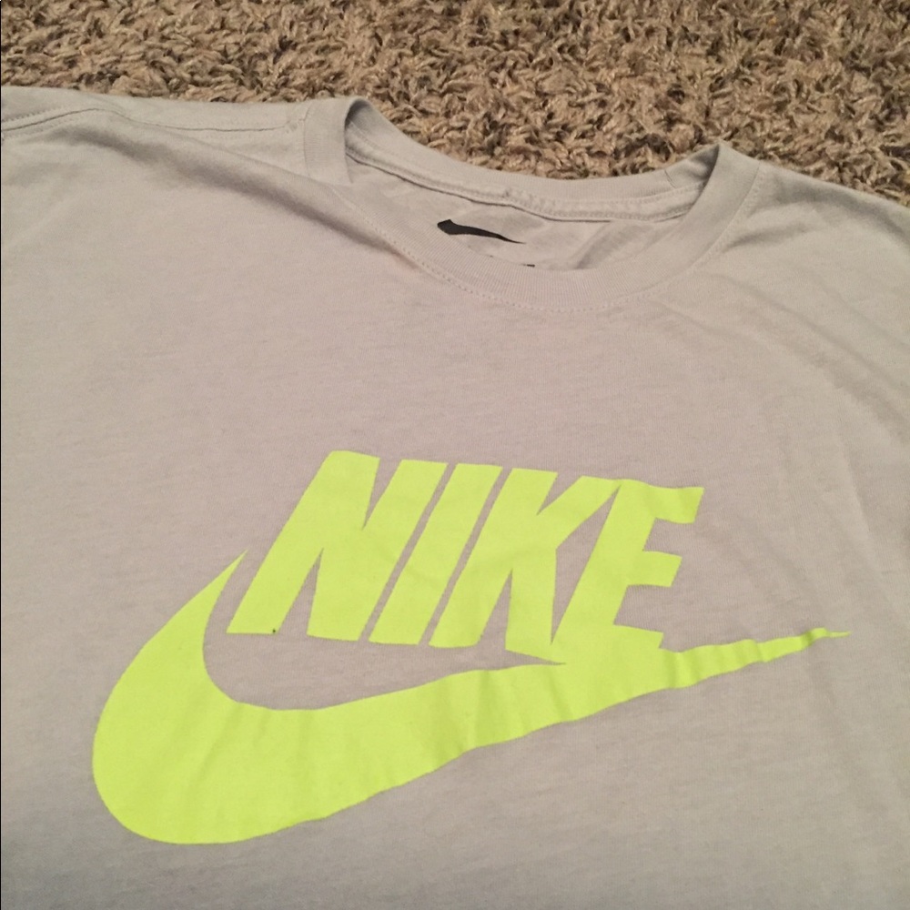Women’s Nike Ombré workout shirt