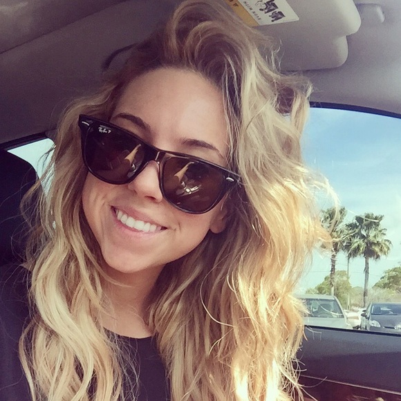 Meet your Posher, Jess - Picture 1 of 1