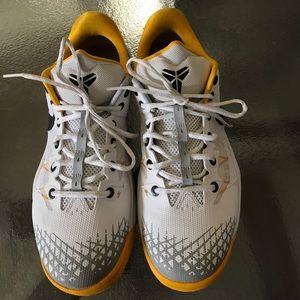 Used Nike Zoom Kobe Men’s size 11