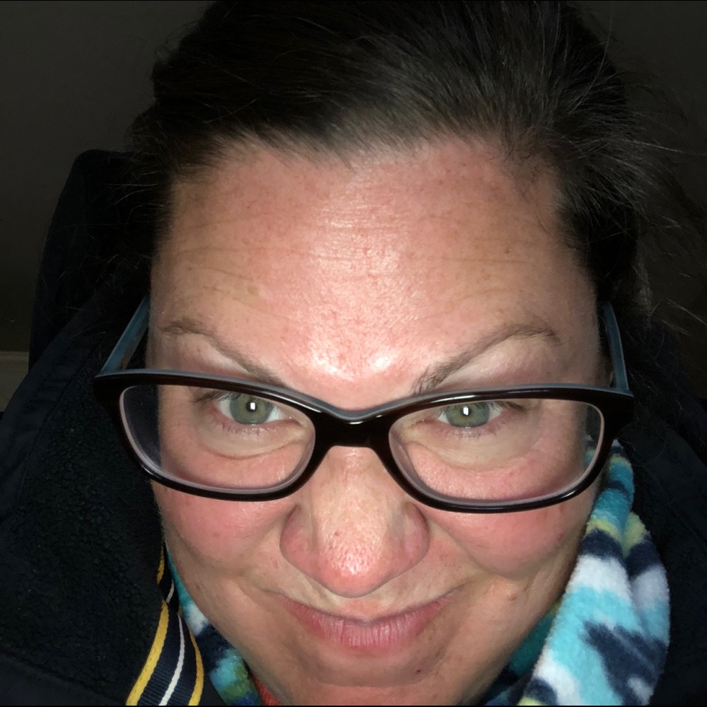 Meet your Posher, Lisa