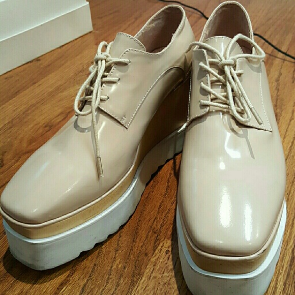 Beige platform shoes - Picture 2 of 4
