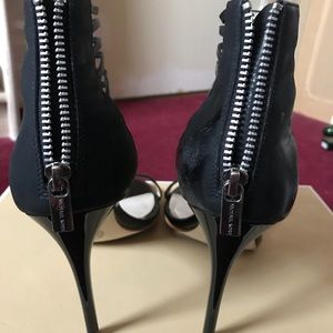 Michael Kors stiletto