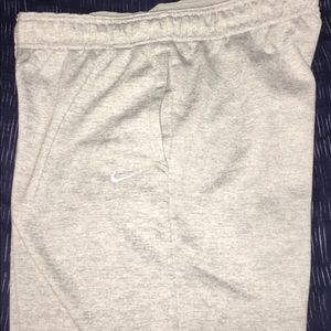 Nike women's therma fit fleece pants