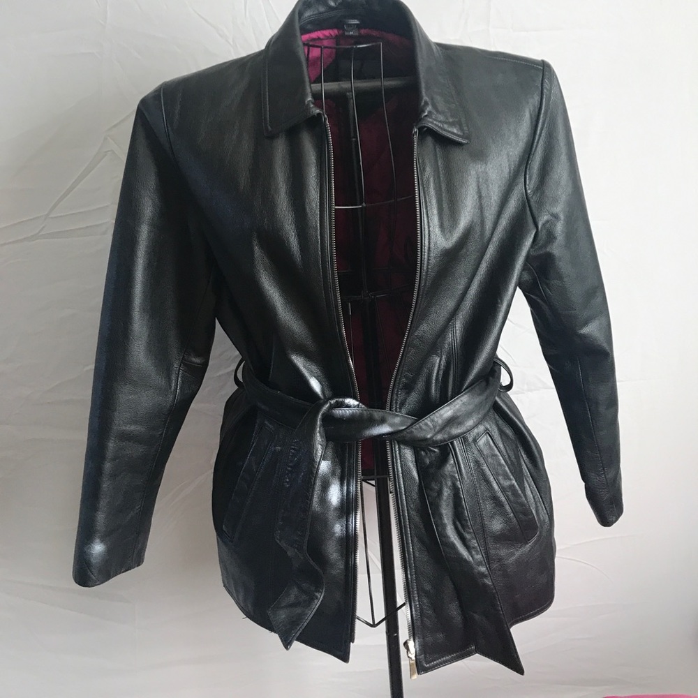 ⭐️GENUINE LEATHER JACKET⭐️