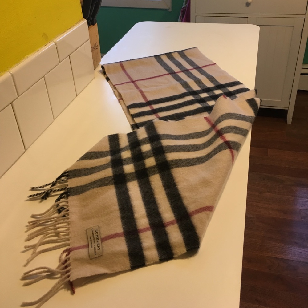 Burberry scarf