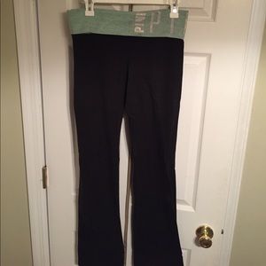 VS Pink yoga pants.