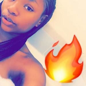 Meet your Posher, Ariana