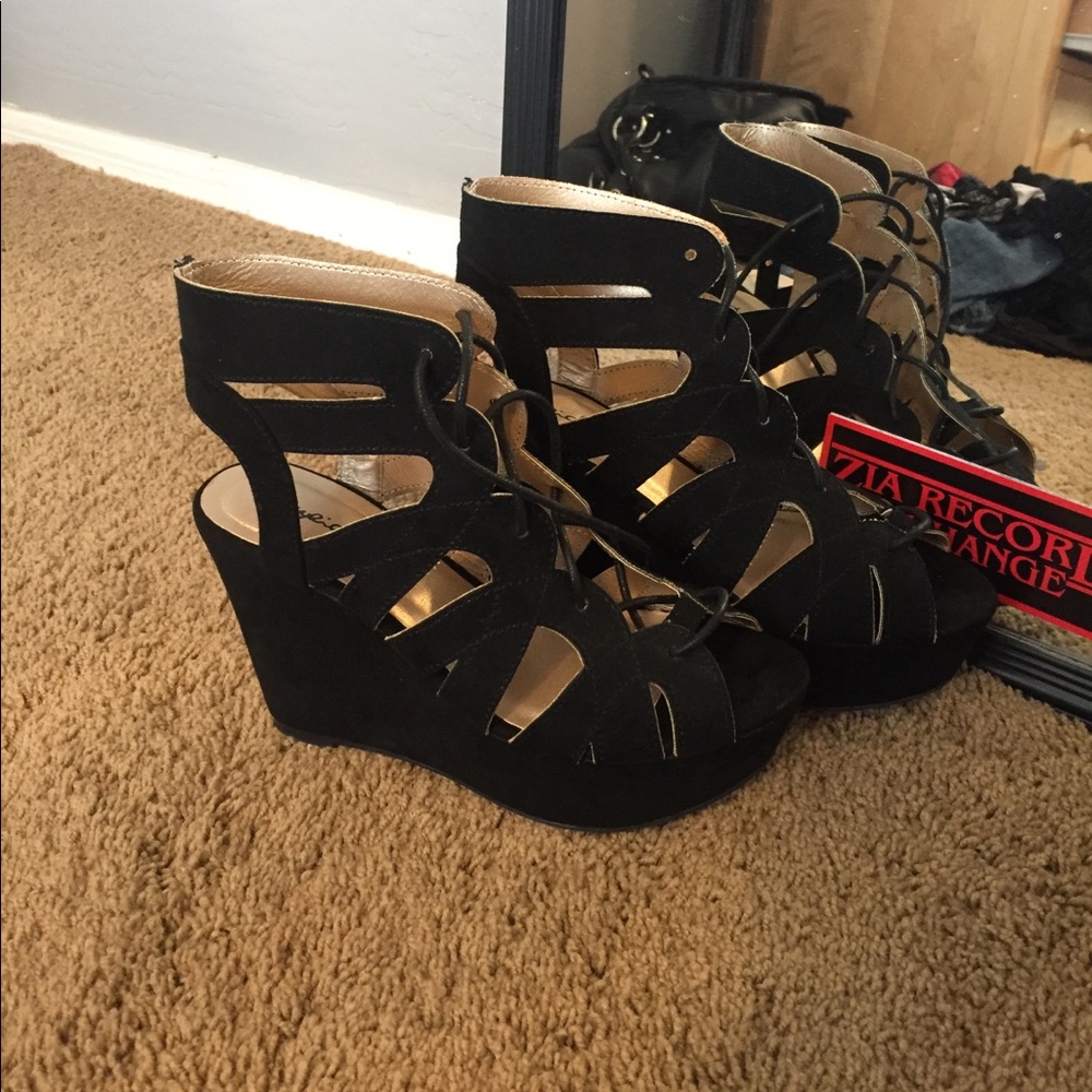 Wedge sandals
