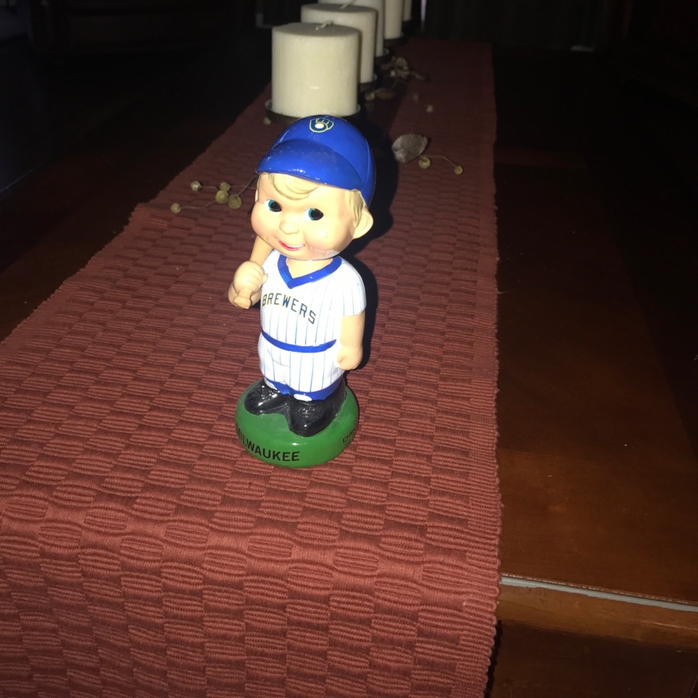 Bobble head - Picture 2 of 3