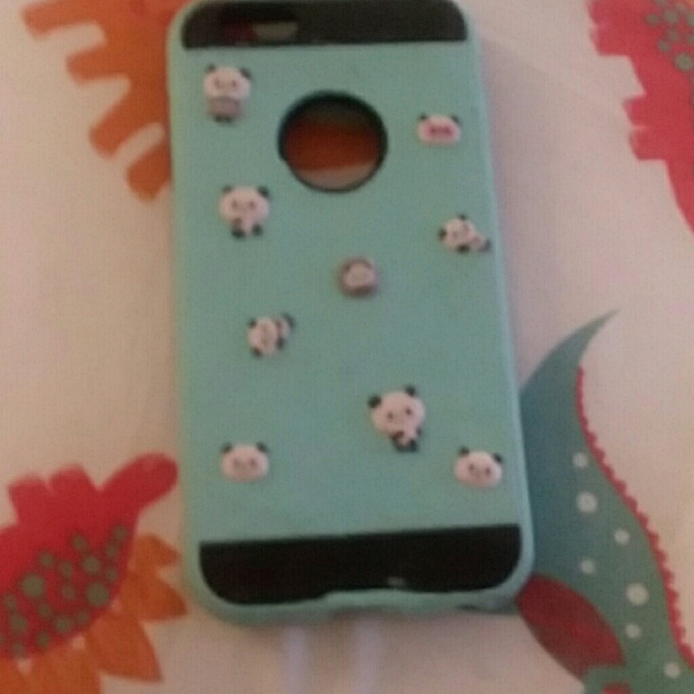 An iphone 6 phone case