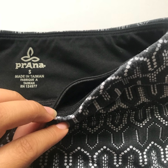 PrAna Capri Leggings Size Small - Picture 4 of 5