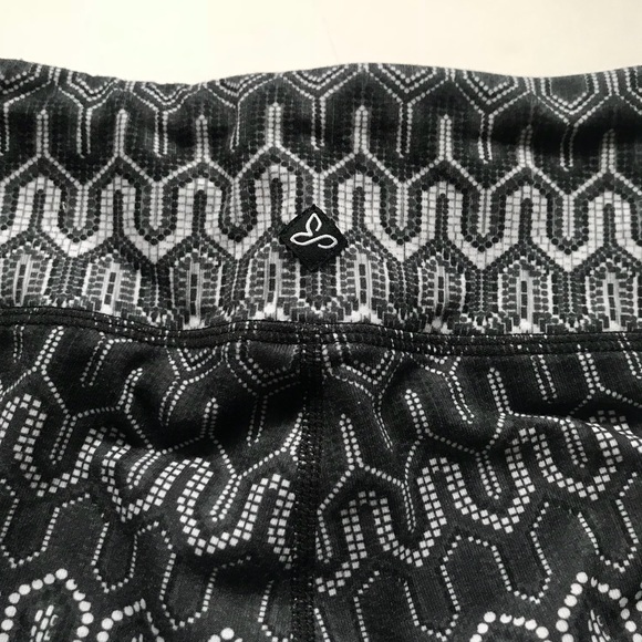 PrAna Capri Leggings Size Small - Picture 5 of 5