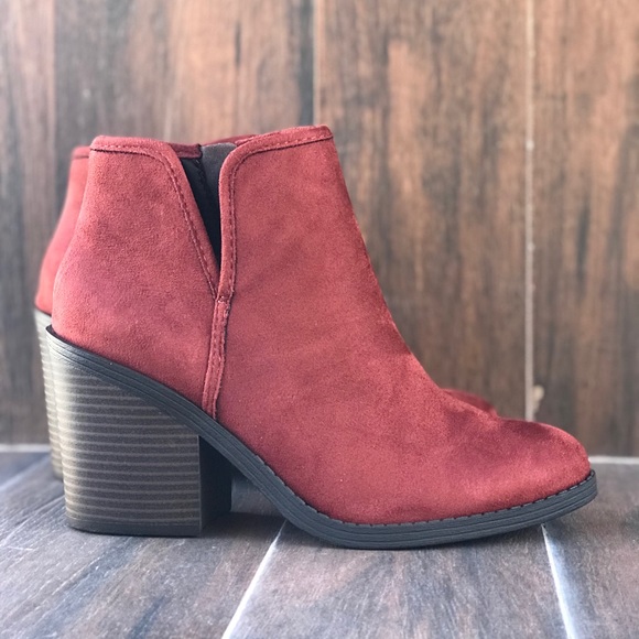Rust Ruby Red Side Slit Block Heel Ankle Booties - Picture 3 of 8