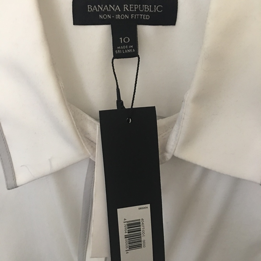 Banana Republic White Shirt. New w/tags.