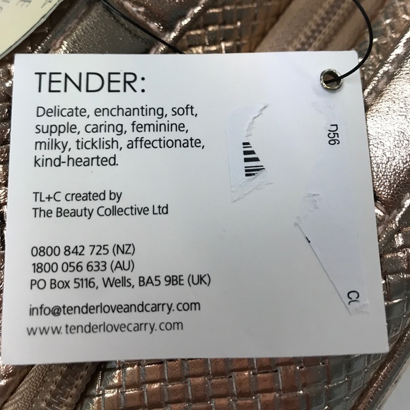 🔥Sale🔥Fashion make up bag Rose Gold nwt - Picture 7 of 8