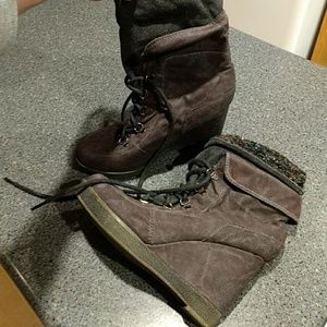 3" Brown Wedges 😍