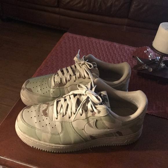 Air Force 1s - Picture 3 of 3