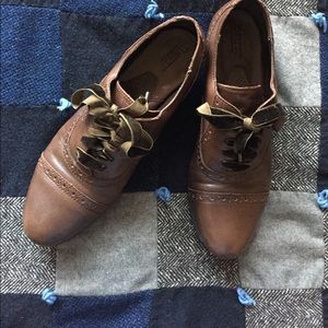 Born Brown Oxfords