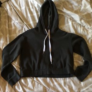 Cropped Hoodie ✨