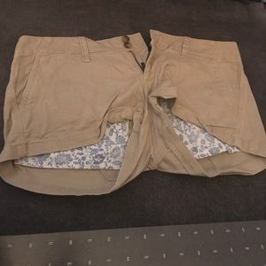 American Eagle tan cargo shorts. Barely worn.