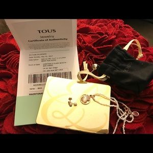 Beautiful Gold Baby TOUS Earrings with Pearl!!