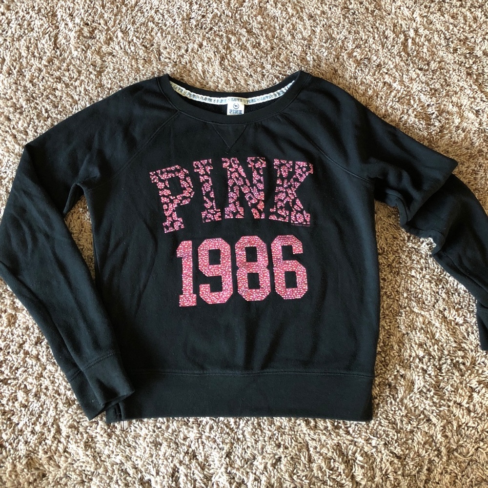 PINK VS pullover hoodie