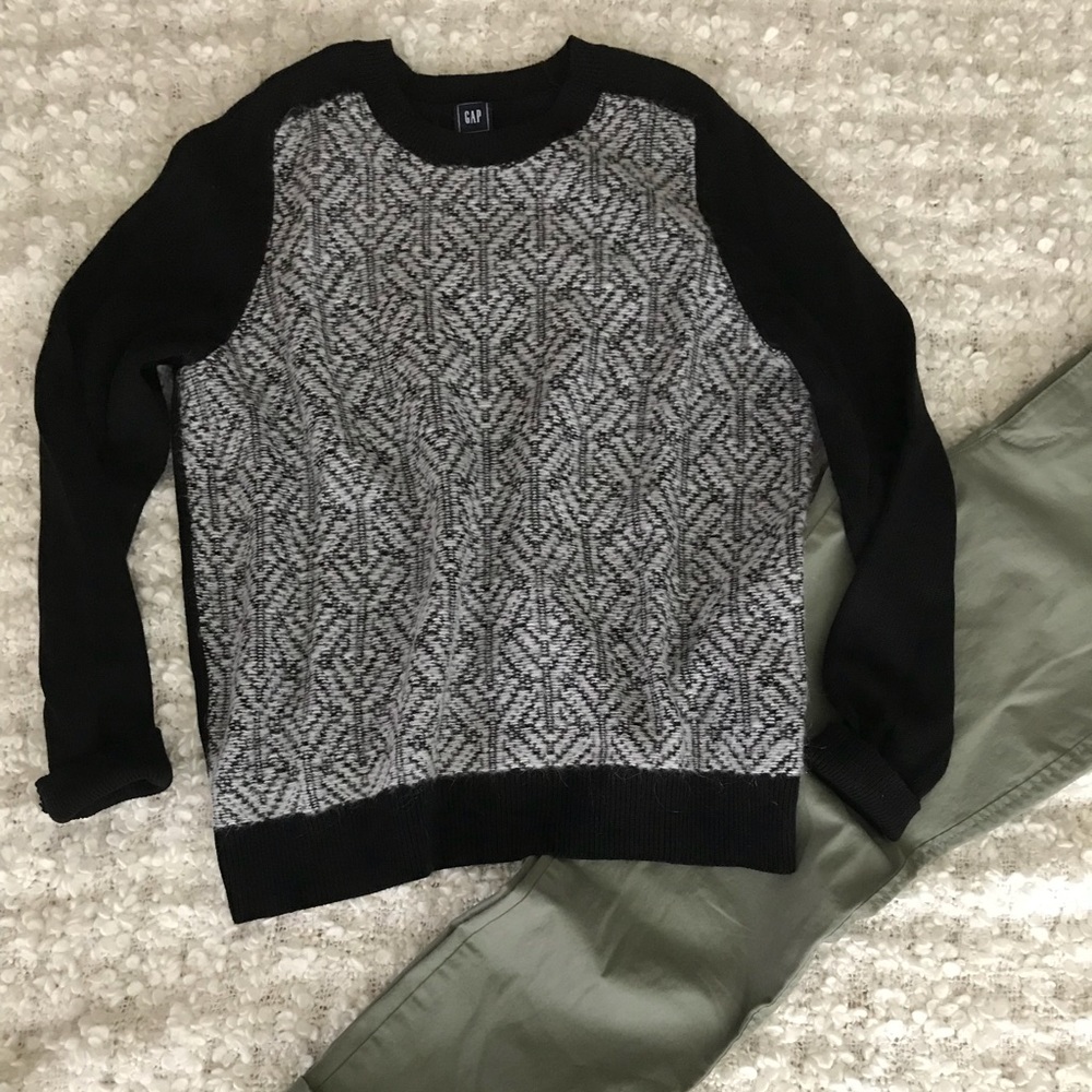Gap Sweater