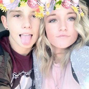 Meet your Posher, Kaizha