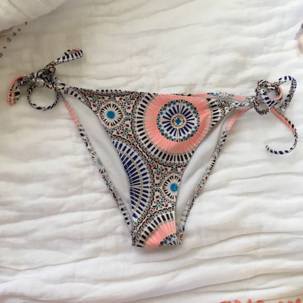 H&M bikini bottom Small