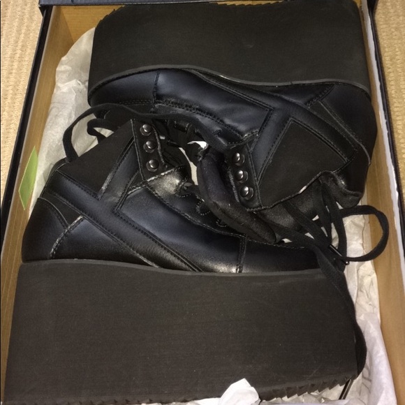 YRU Qozmo Hi-Platform Black Sneakers. Size 7. - Picture 4 of 8